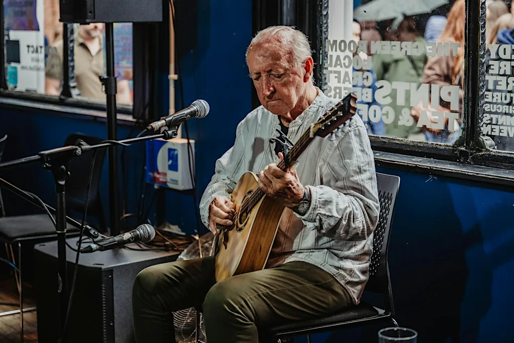 Cork Folk Festival: Enda McCabe at Cork City Library