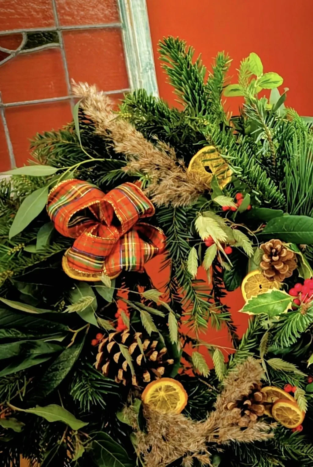 Wreath Making at the Wobbly Dagger