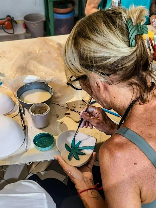 CLAY DAY, a hand-building pottery workshop