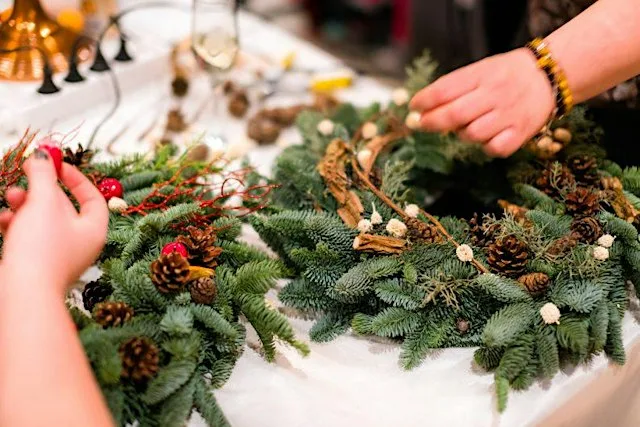 Christmas Wreath Making at The Potters Arms at The Potters Arms