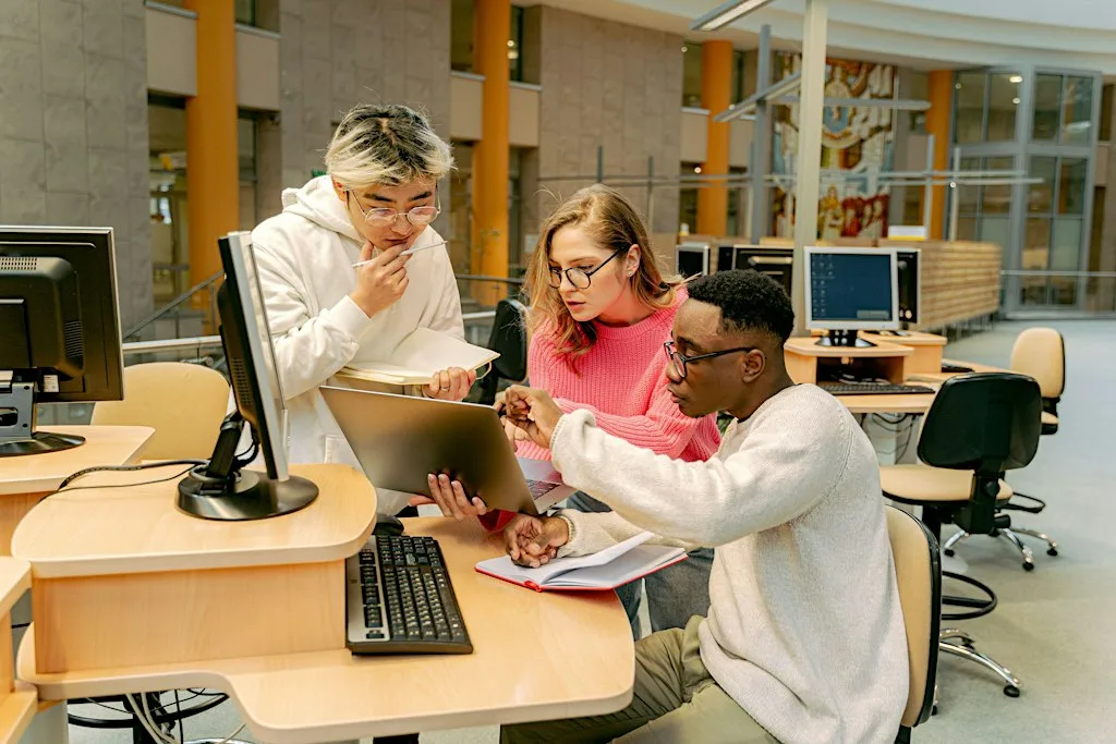 Gen Z Job Club at Vanclaron CIC (CHATS)