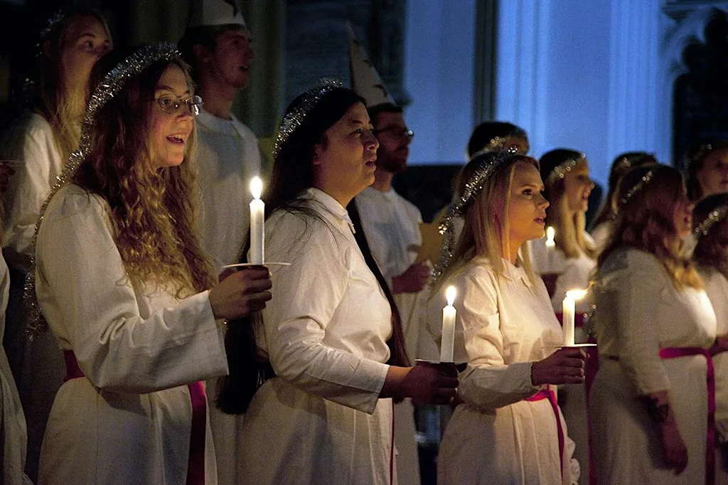 Lucia at Glasgow Cathedral at Glasgow Cathedral
