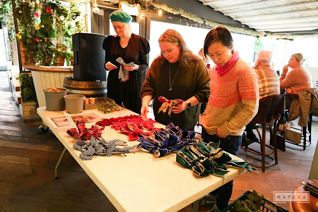 Christmas Wreath Making Workshop – Revolution Newcastle