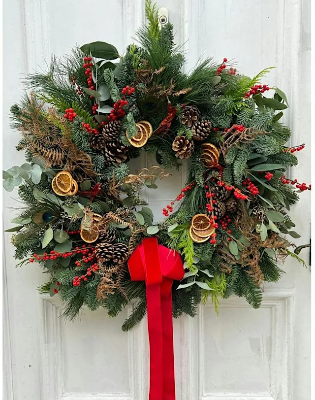 C&F Wreath Making at Frimley Cricket Club