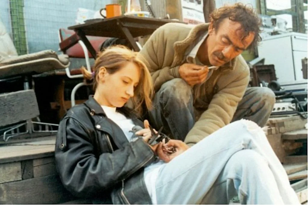 AmberSide Archive Screening: The Scar (1997) + Last Shift (1976)