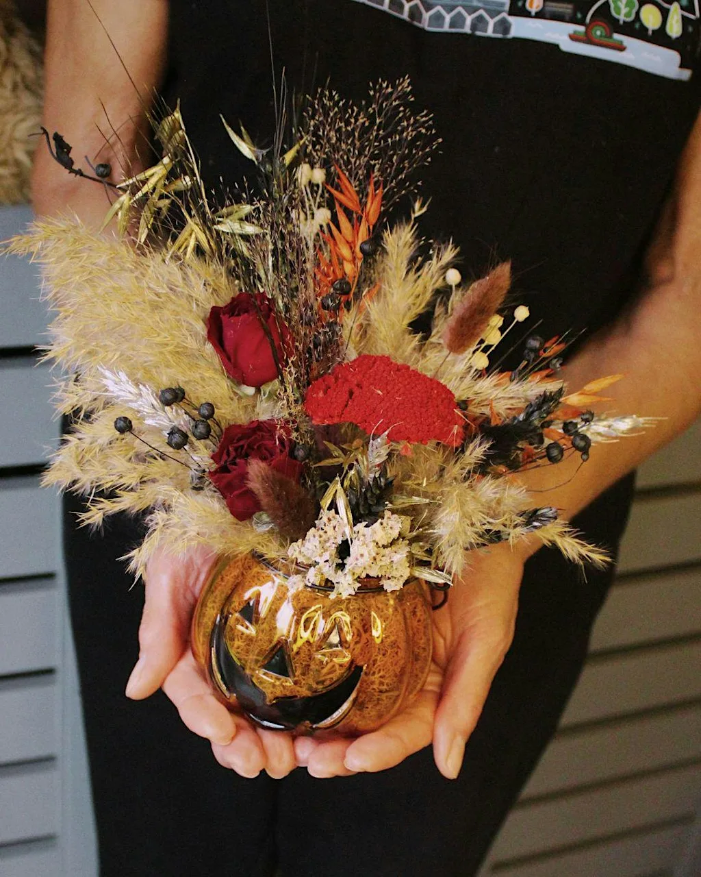 Halloween Dried Flower Arrangement Workshop at Church - Temple of Fun