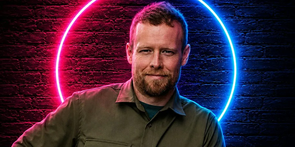 Stand-Up Comedy Club: Owen Colgan and Guest at The Roundy