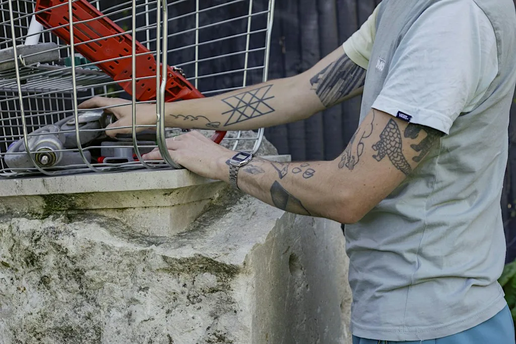 BUILDHOLLYWOOD Presents Sculpture Launch: The Consumer by Alaric Hobbs