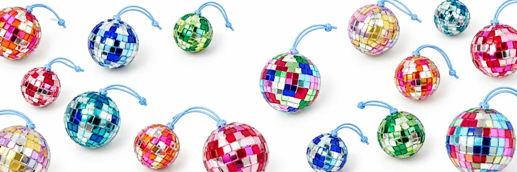 mooch-y's Christmas Craft Club: Disco Baubles at The Wardrobe Coffee Shop