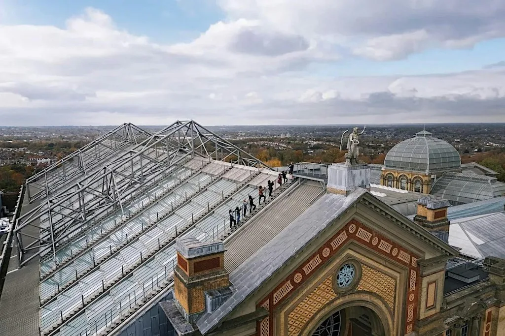 Climb Alexander Palace for End Polio