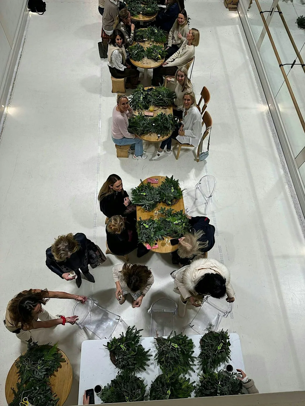 Christmas wreath-making evening on Wednesday 2nd December at 6:30pm at SuStudio