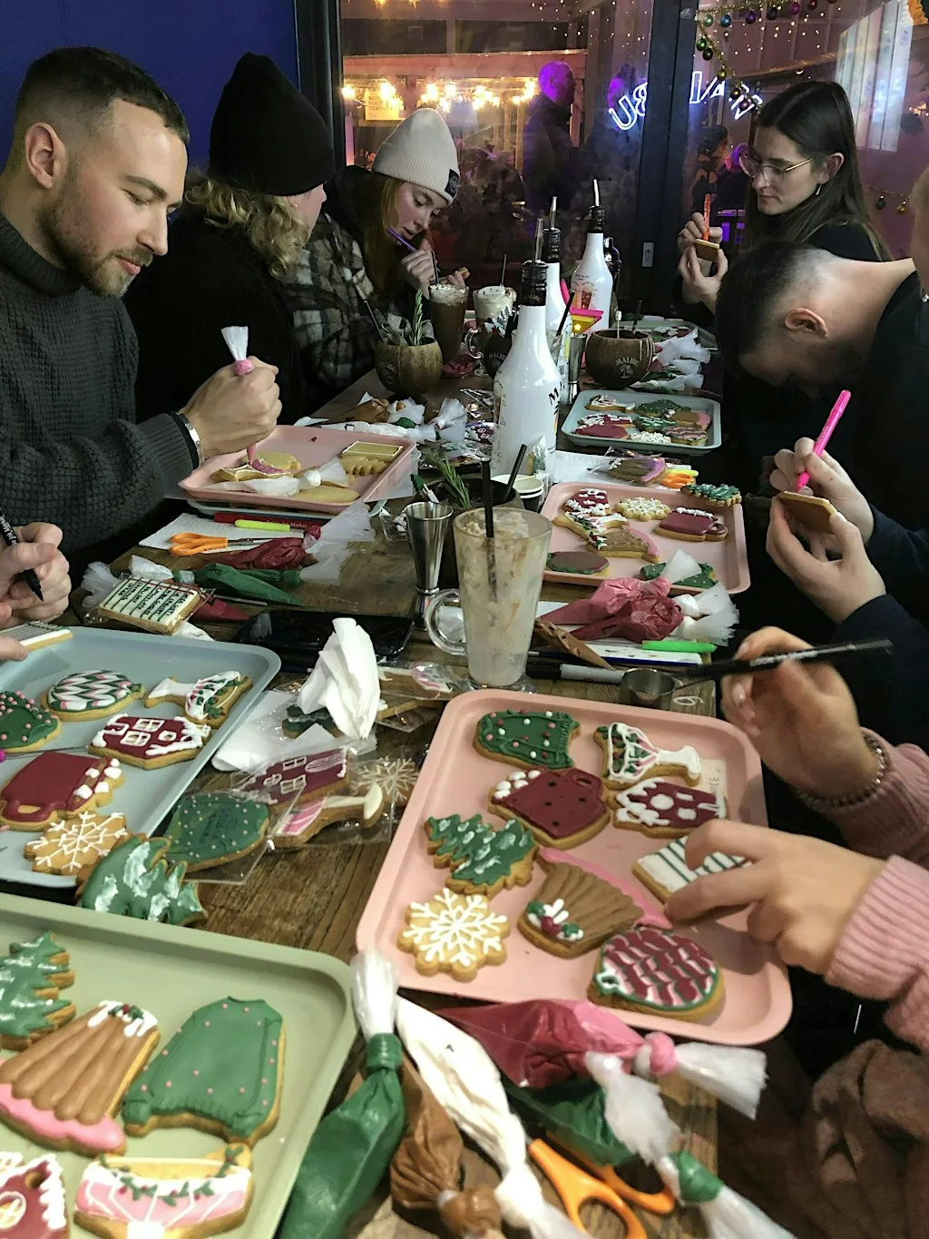 Biscuit Decorating with Coy Biscuit