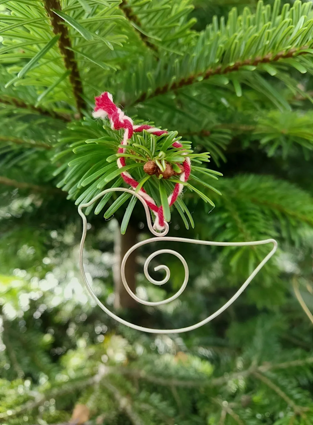 Wire Christmas Decorations with Gemma Scully at Manchester Craft & Design Centre