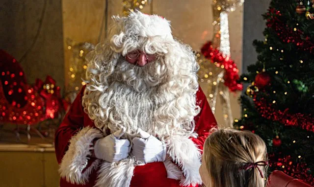 Kids FREE Mini Disco with Santa