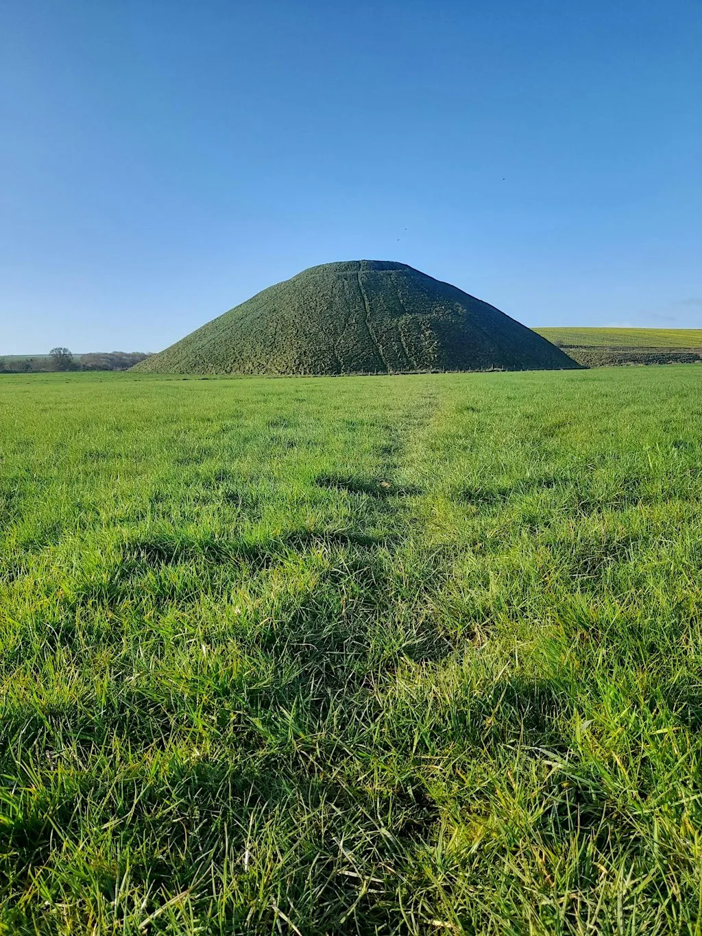 The Inner Altar : A Samhain Retreat in Avebury at The Social Centre Avebury