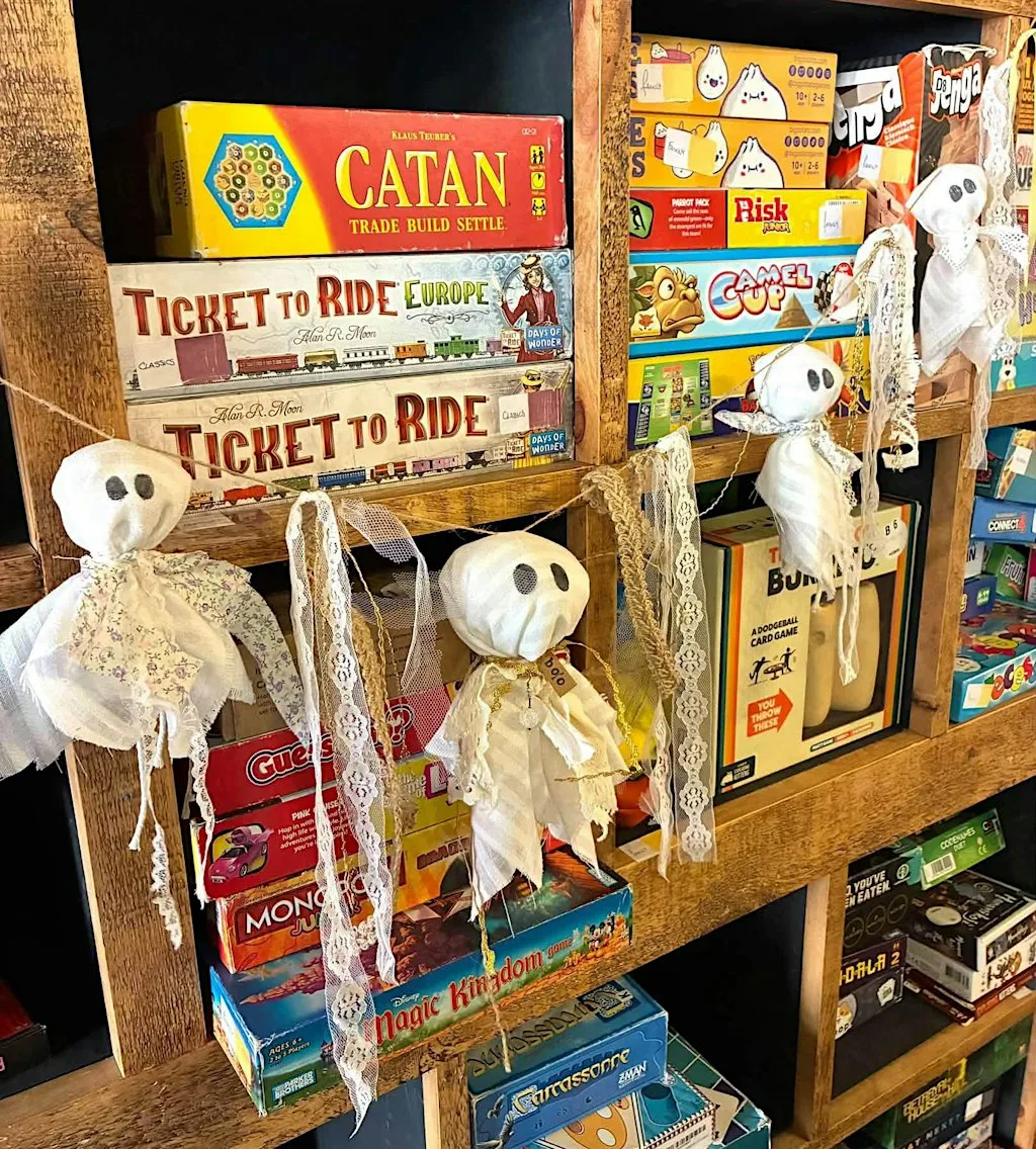Create a Fabric Ghost or Ghost Garland