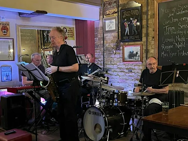 WEEKLY Sunday Jazz w Andy Bowie 4tet