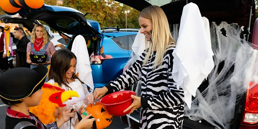 Community Halloween Trunk or Treat