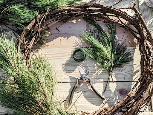 Weave your own Willow Wreath