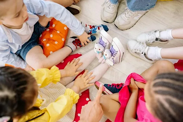 Toddler Time (0-5 years) - Call 01482 210 000 to book your place. at East Park Library