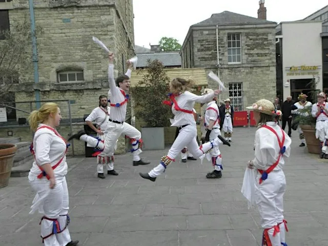 OXFORD UNIVERSITY & CITY MORRIS CENTENARY DAY OF DANCE - OXFORD 17TH OCT