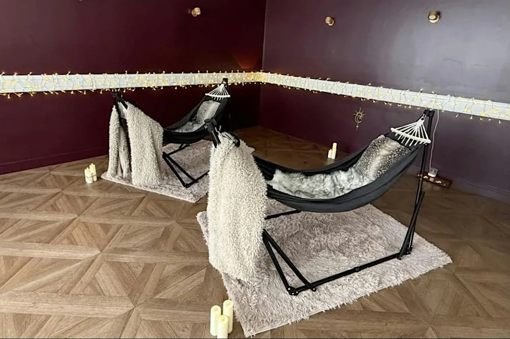 HAMMOCK SOUND BATH