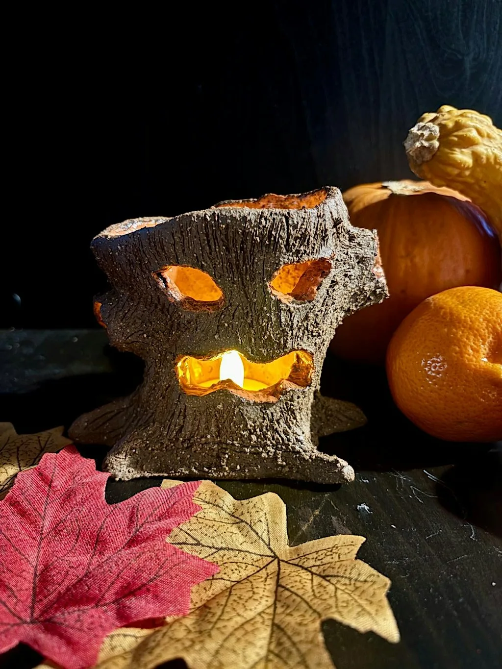 Haunted Tree Stump Tealight Workshop with Emilie