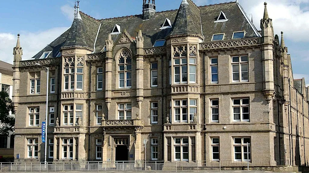 Ramsden building tour