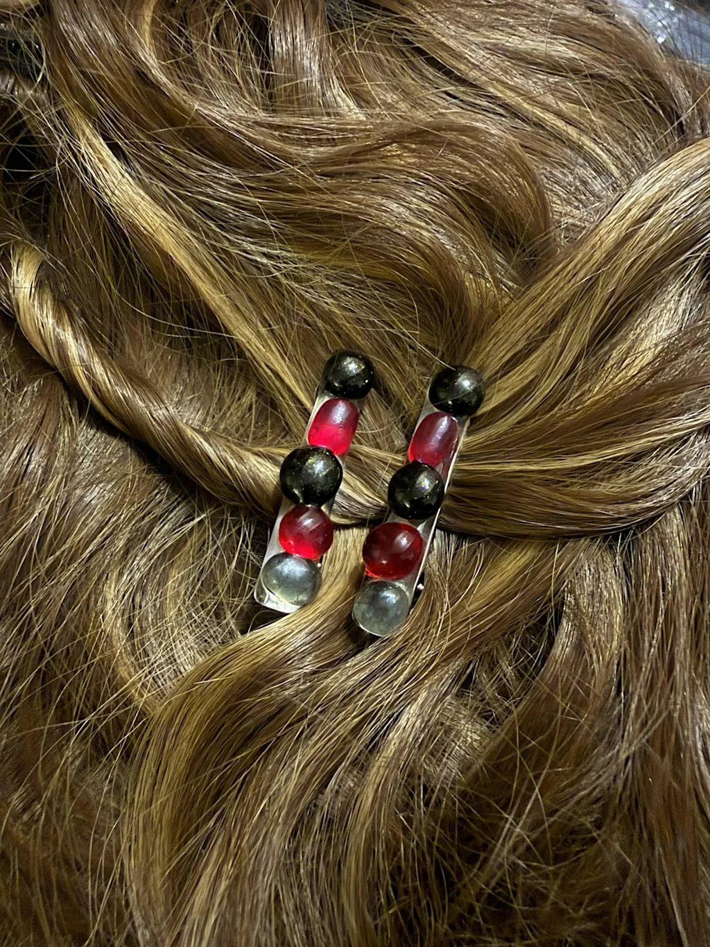 Women's Glass Hair Clip OR Brooch Workshop at Samnian, Higher Botrea Farm, Newbridge, Penzance, Cornwall