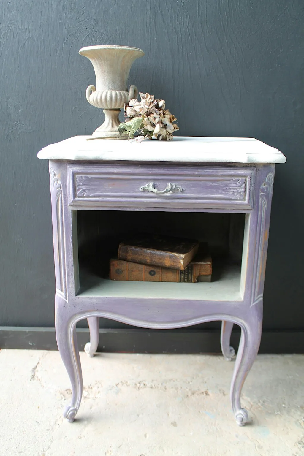 How to Paint Furniture to Professional Standards