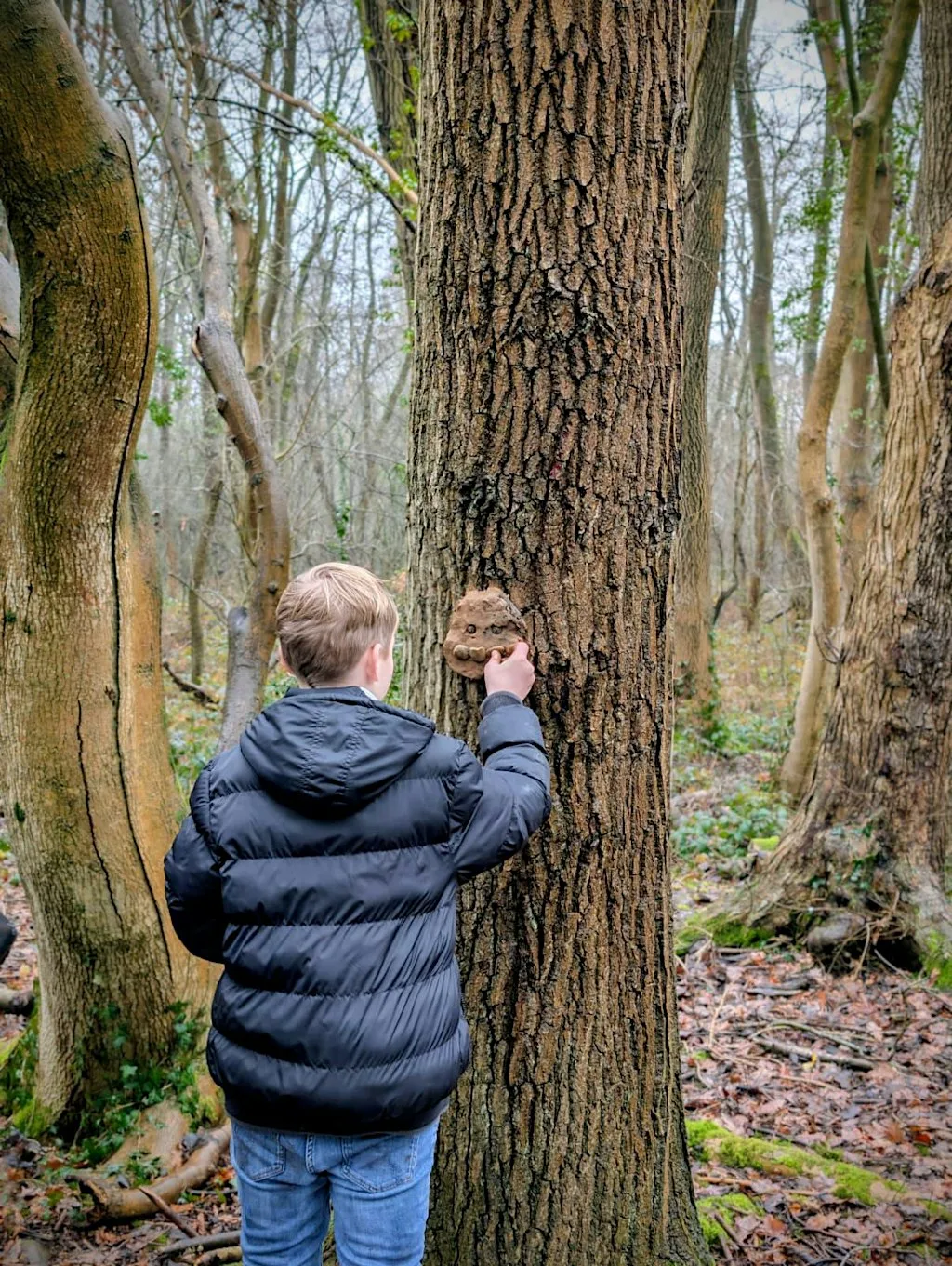 Spooky Tree Spirits: Mud Art at Forest Rec