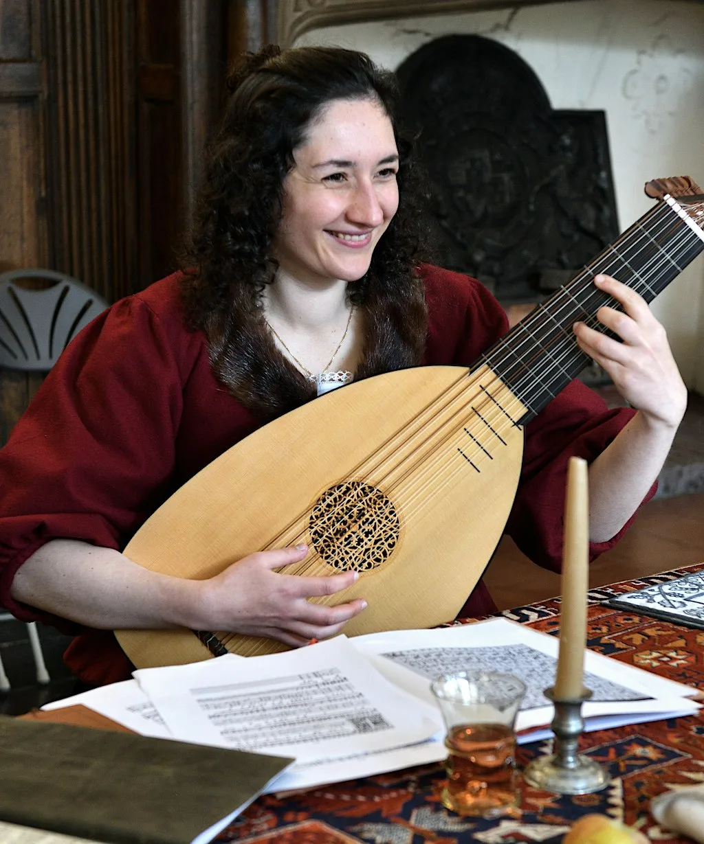 "A Woman’s Instrument”: The Art of the Renaissance Lute Player