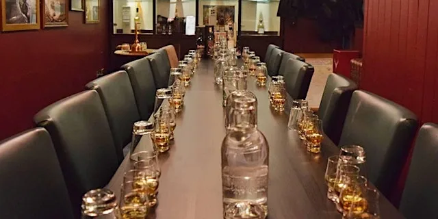 Whisky Tasting, an Introduction to Whisky at WHISKI Rooms Shop