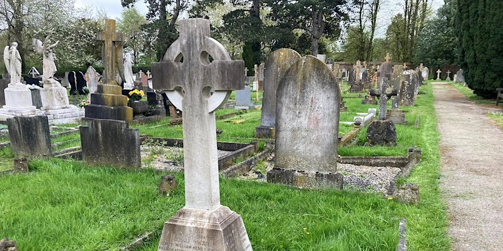 CWGC Tour 2026 - Buckingham Cemetery at Brackley Road Cemetery