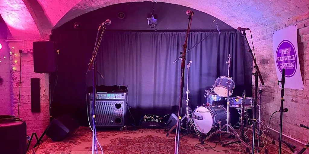 ★ Live Music @ THE HANWELL CAVERN ★