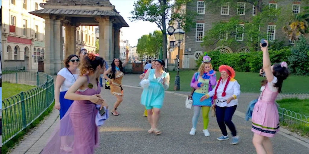 Brighton "Rancing" Tour - Fun tour for Hen Parties, friends and Families