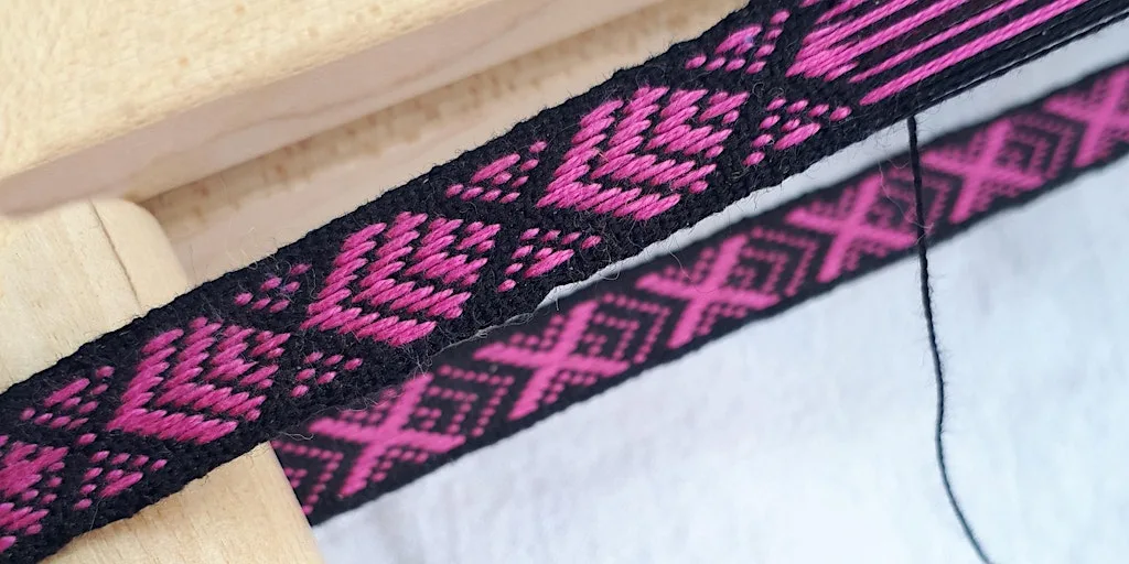 Inkle Weaving Workshop at Memorial Hall