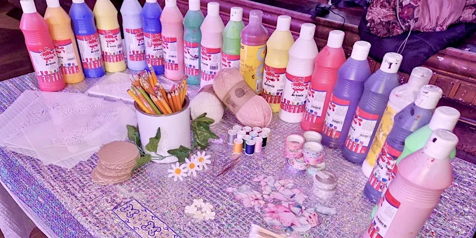 The Art Room at Moda, Loudon's Yard