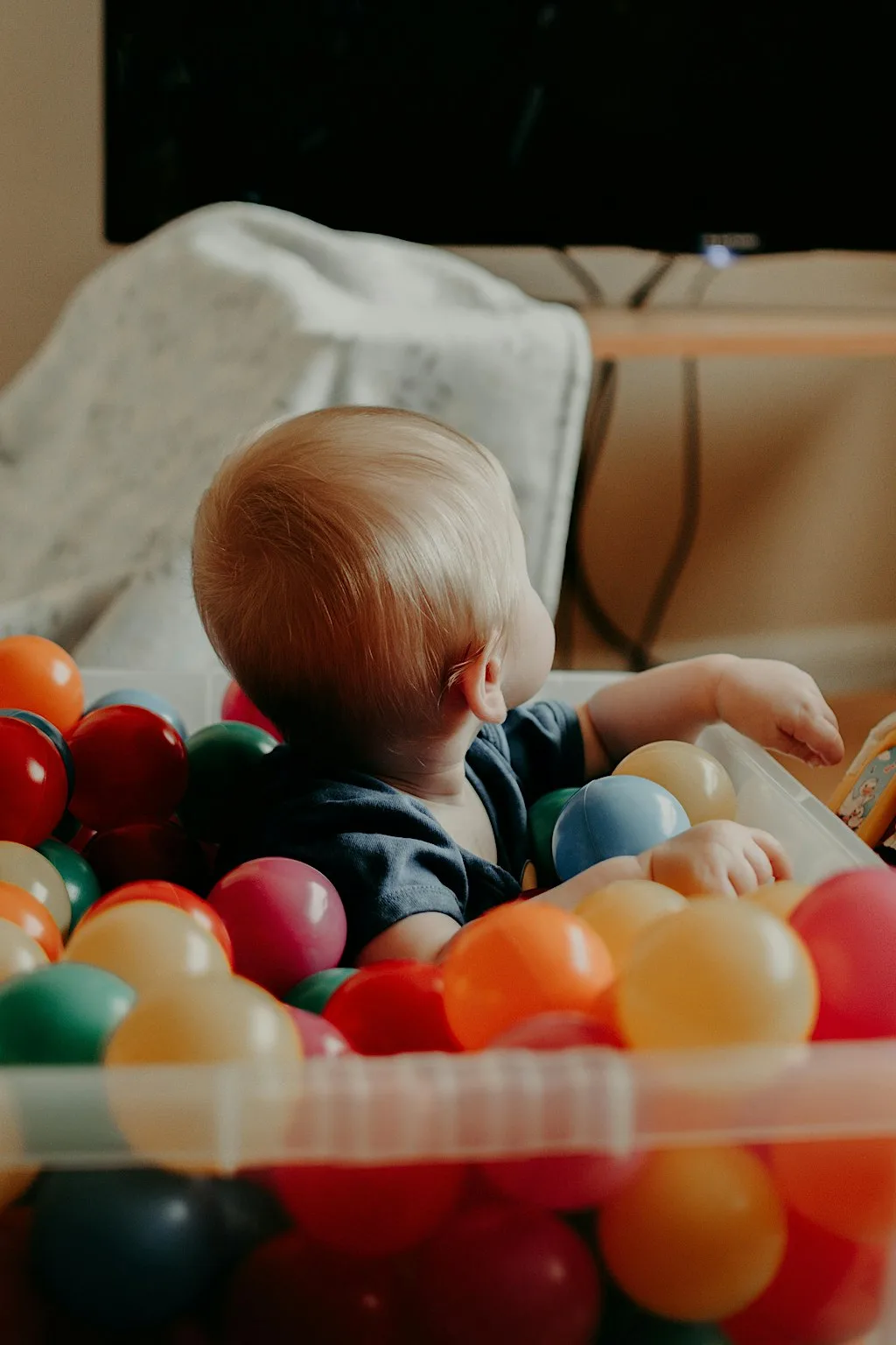 Sensory & Sing (Age 0-12 months) at Fenchurch Family Hub