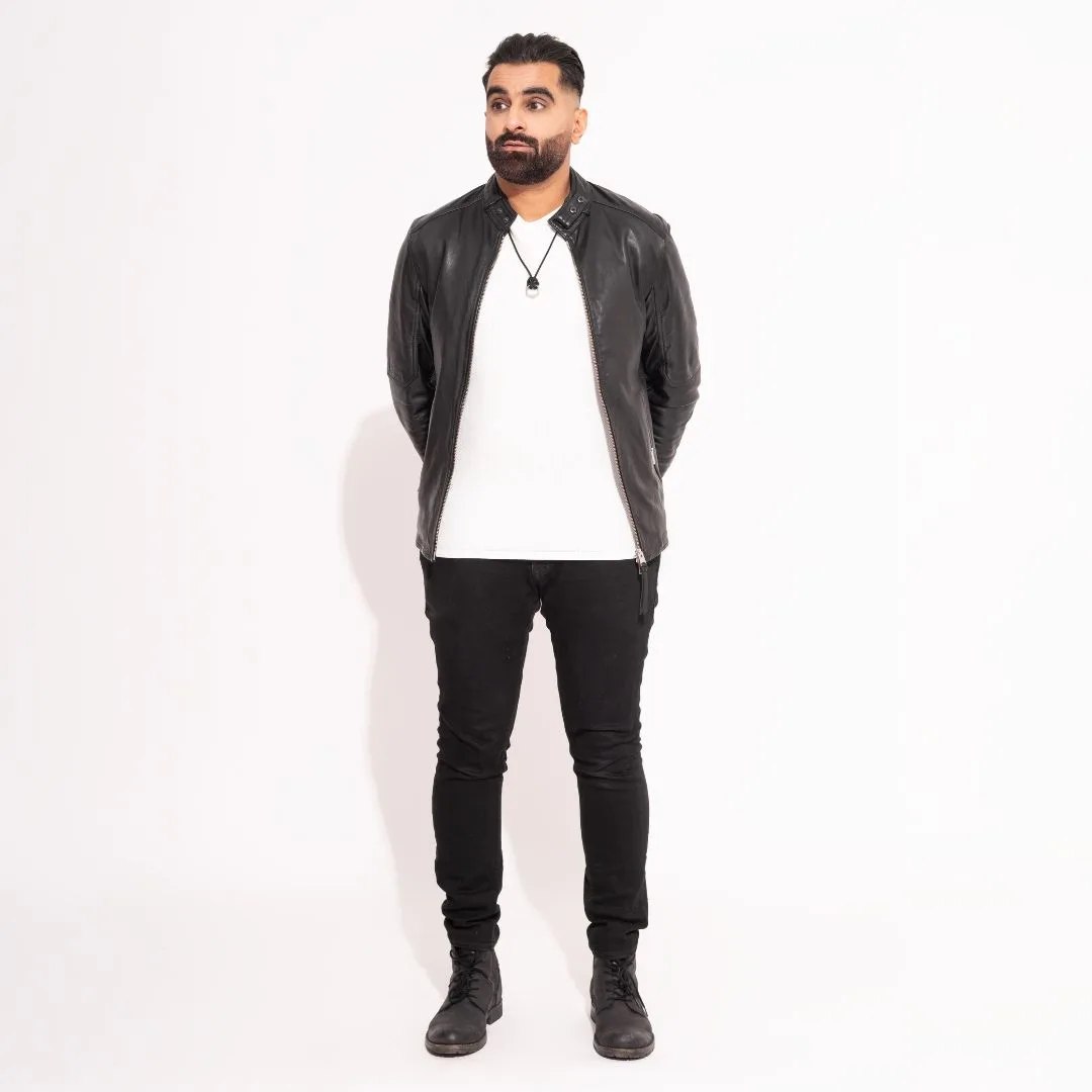 Tez Ilyas: Tez Things I Hate About You at City Varieties Music Hall