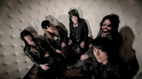 LA Guns at KKs Steel Mill