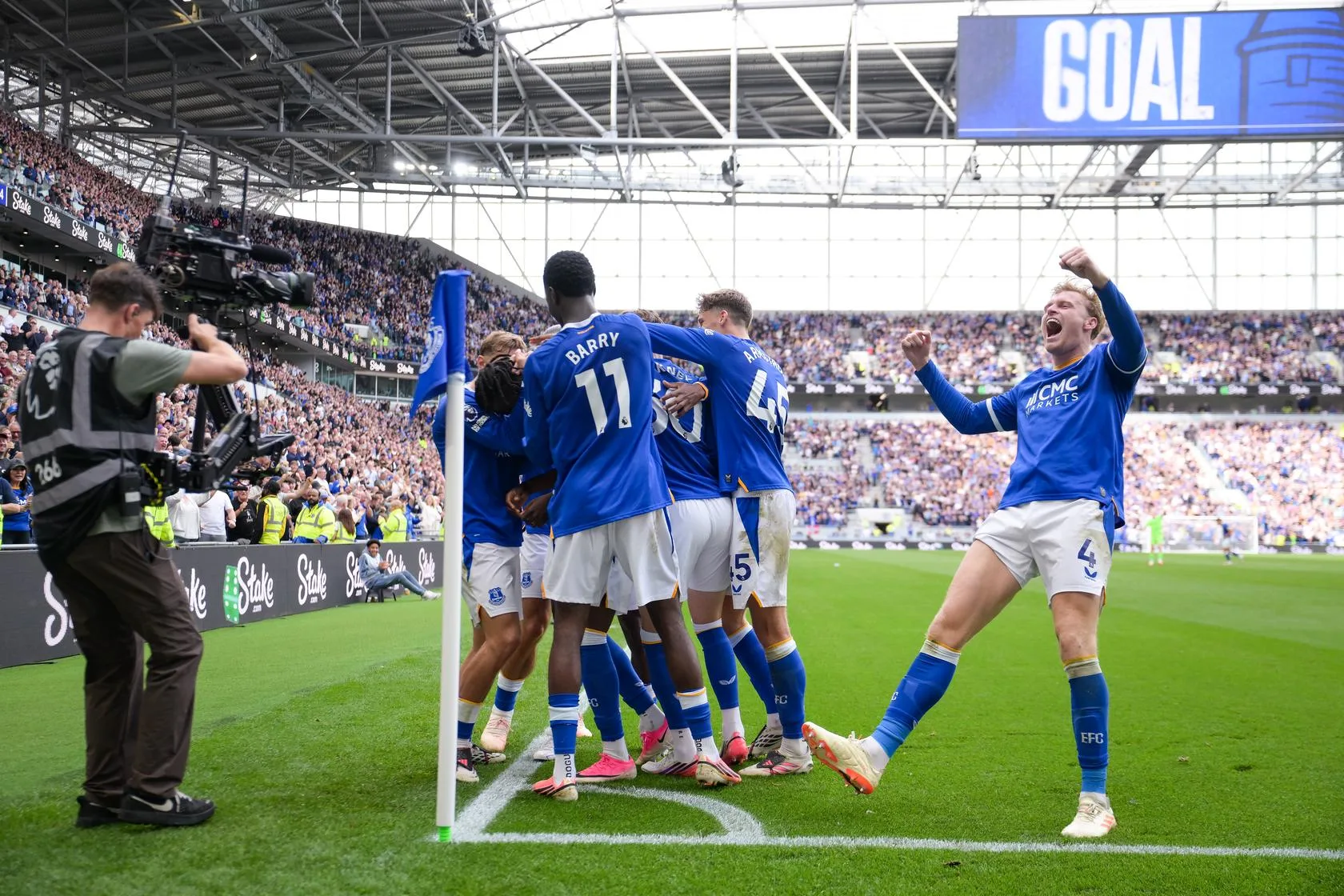 Everton v Newcastle | Carabao Cup 4th Round at Hill Dickinson Stadium