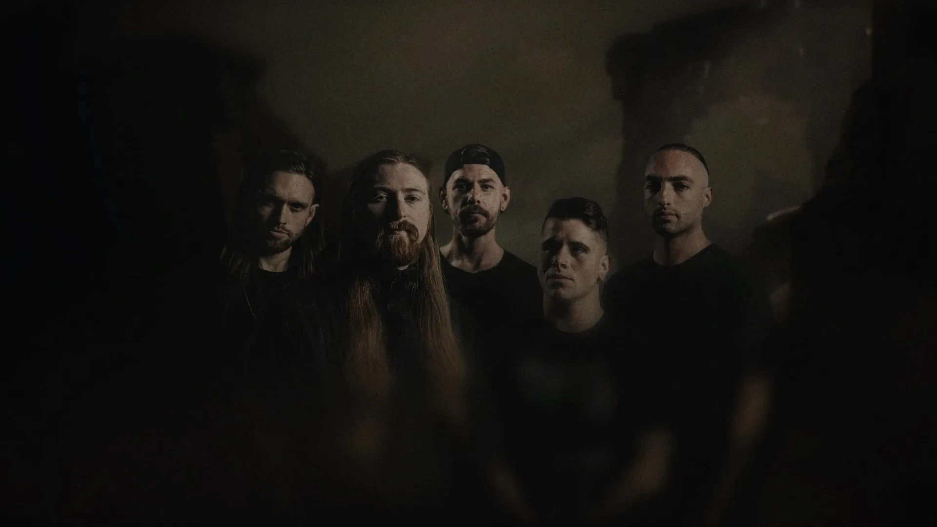 Currents + Erra