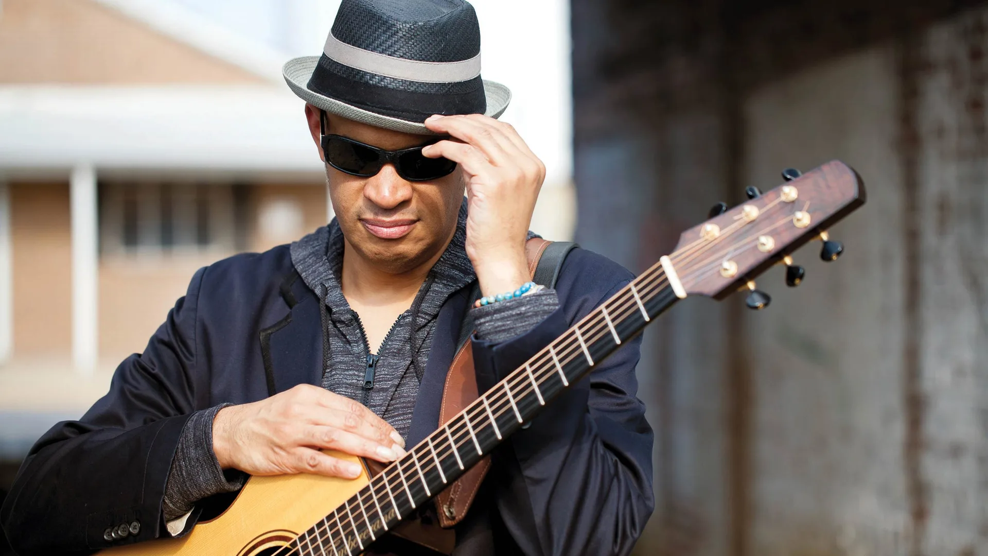 Raul Midón