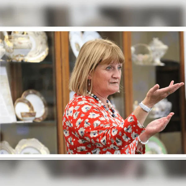 Tis the Season to be Jolly'- Recall and Relive with Kath Reynolds