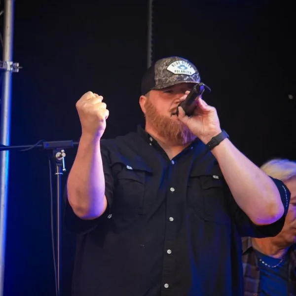 Luke Combs Experience