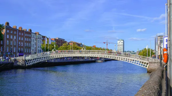 History of Dublin Introductory Walking Tour! Learn and Make Friends