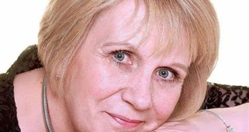An intimate night of mediumship with Lesley Carver at The Shinfield Arms