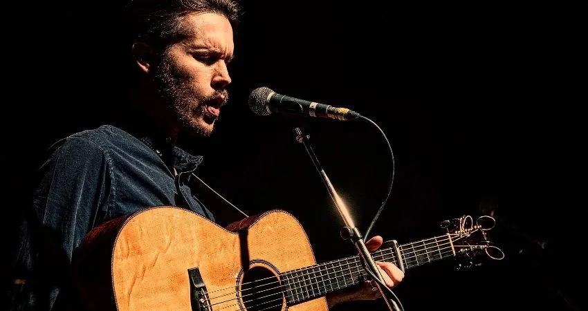 An evening with Luke Jackson at Cafe No9 at Cafe No9