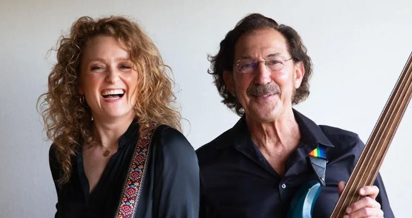 An evening with Alice Howe & Freebo at Cafe No9 (the first of two back to back shows) at Cafe No9